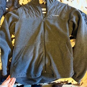 Columbia Women's Gray Full-Zip Sweater